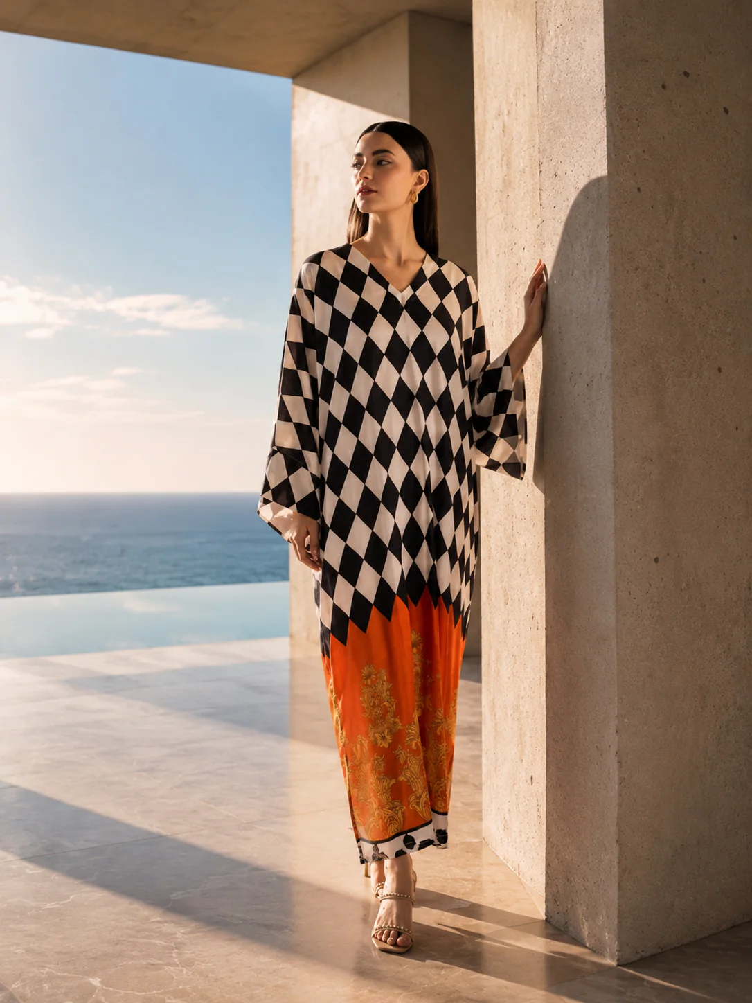 Monochrome Sunset – Printed Kaftaan